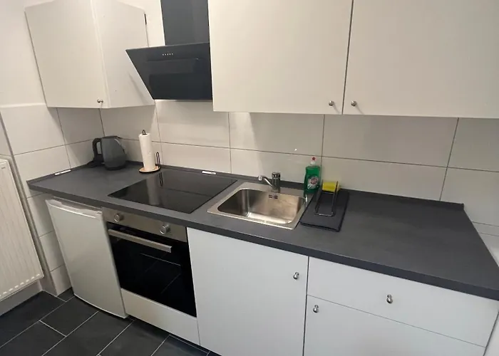 Erdgeschosswohnung Nahe Du Hbf * 杜伊斯堡